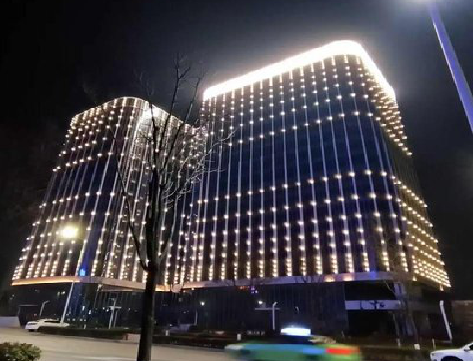 大邑亮化工程安装注意事项。